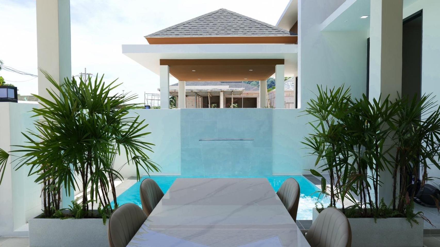 Relax Nai Yang Pool Villa *